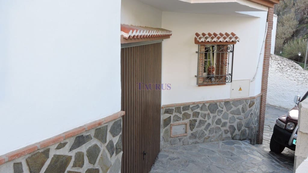 3 soveværelse Byhus til salg i Archez med garage - € 220.000 (Ref: 3801747)