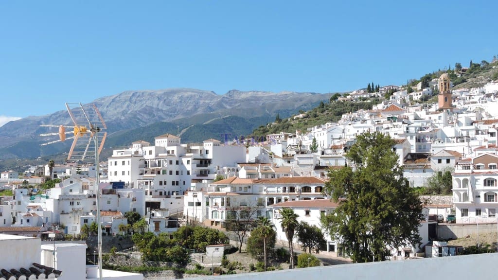 2 slaapkamer Huis te koop in Competa - € 146.000 (Ref: 3915905)