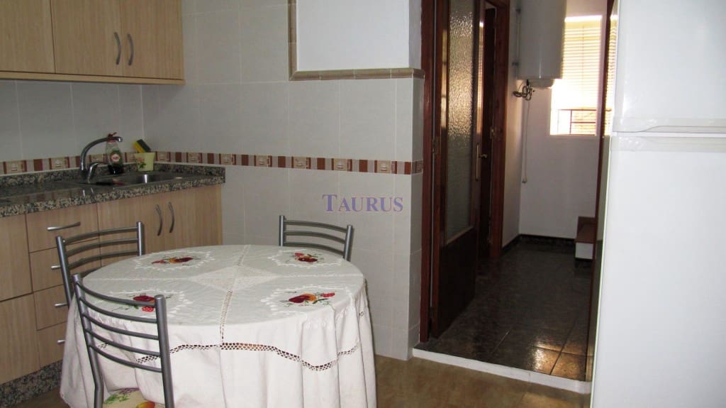 3 soveværelse Byhus til salg i Sayalonga - € 139.000 (Ref: 3917267)