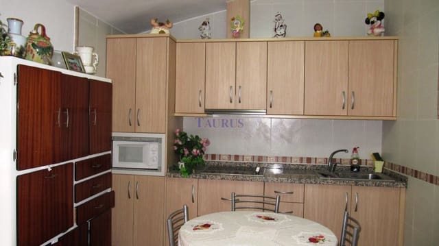 3 sovrum Hus till salu i Sayalonga - 139 000 € (Ref: 3917267)