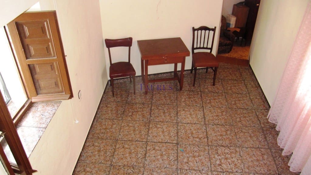 3 soveværelse Byhus til salg i Sayalonga - € 139.000 (Ref: 3917267)