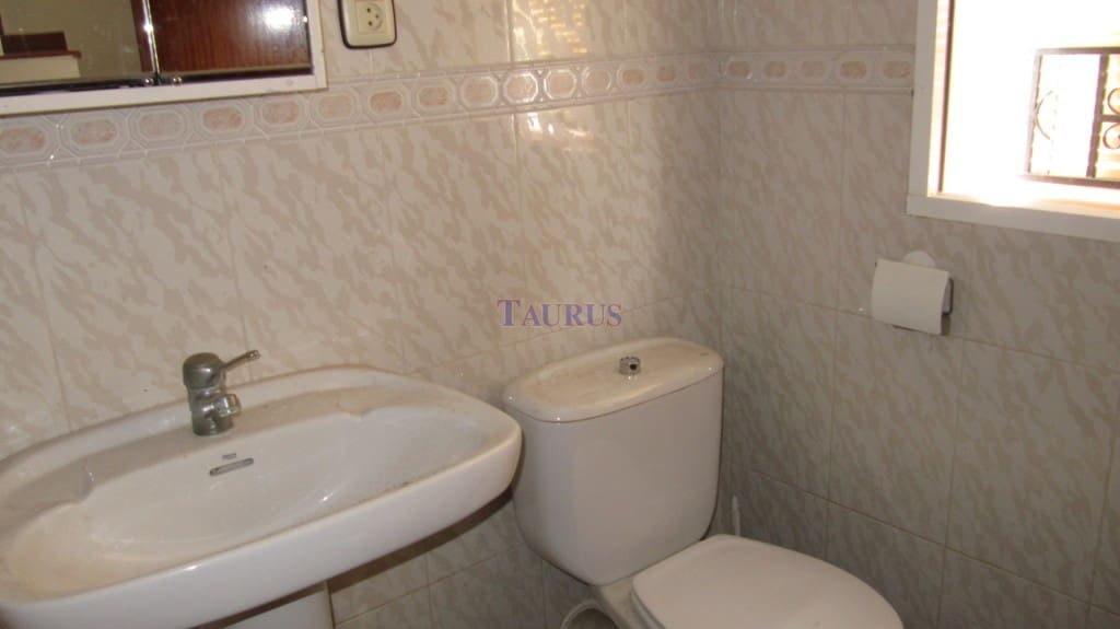 3 soveværelse Byhus til salg i Sayalonga - € 139.000 (Ref: 3917267)