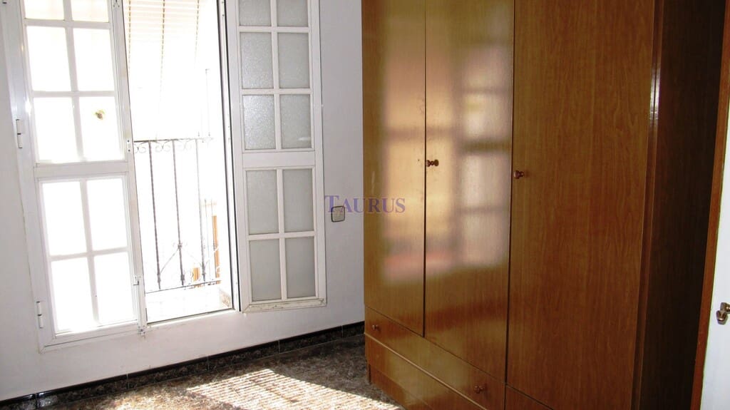 Casa de 3 habitaciones en Sayalonga en venta - 139.000 € (Ref: 3917267)