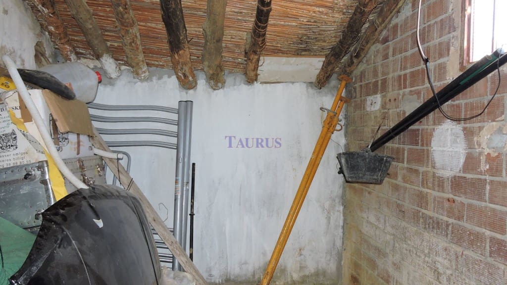 Finca/Landehus til salg i Canillas de Albaida med garage - € 210.000 (Ref: 3997229)