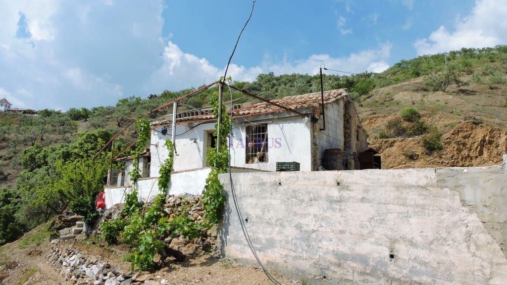 Finca/Landehus til salg i Canillas de Albaida med garage - € 210.000 (Ref: 3997229)