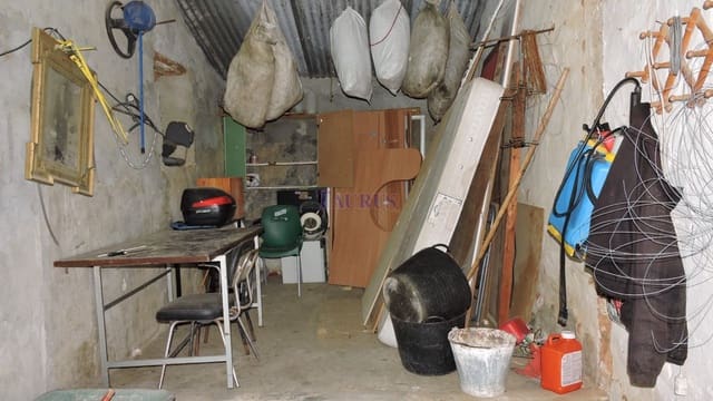 Finca/Landehus til salg i Canillas de Albaida med garage - € 210.000 (Ref: 3997229)