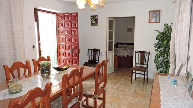 5 soveværelse Byhus til salg i Cómpeta med garage - € 148.500 (Ref: 4035934)