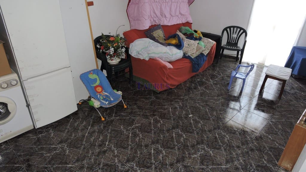 5 soverom Hus til salgs i Competa med garasje - € 148 500 (Ref: 4035934)