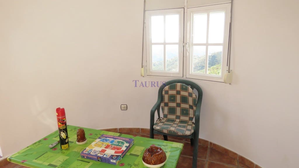 3 bedroom Villa for sale in Archez with pool garage - € 260,000 (Ref: 4178039)