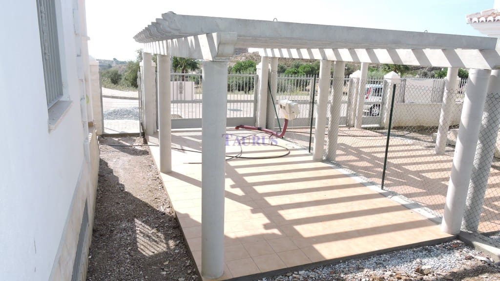 2 soverom Hus til salgs i Almayate med garasje - € 345 400 (Ref: 4216215)