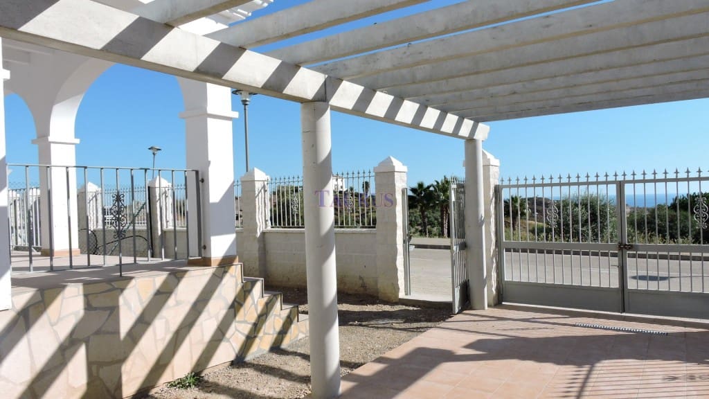 2 soverom Hus til salgs i Almayate med garasje - € 345 400 (Ref: 4216215)