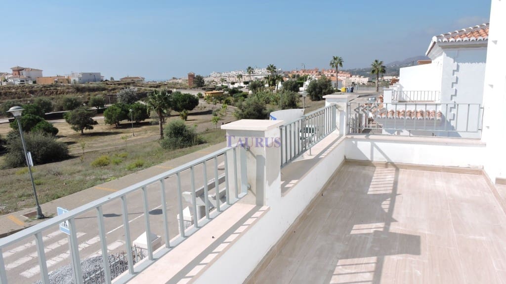 2 soverom Hus til salgs i Almayate med garasje - € 345 400 (Ref: 4216215)