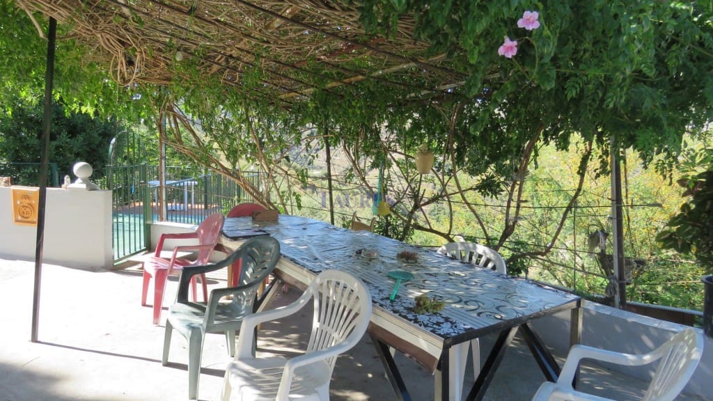 3 soverom Villa til salgs i Competa med svømmebasseng garasje - € 230 000 (Ref: 4222924)