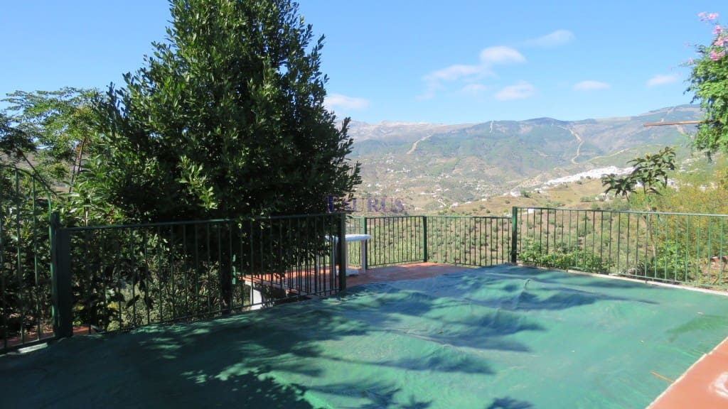 3 soverom Villa til salgs i Competa med svømmebasseng garasje - € 230 000 (Ref: 4222924)