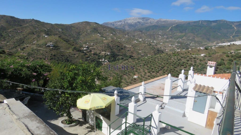 3 soverom Villa til salgs i Competa med svømmebasseng garasje - € 230 000 (Ref: 4222924)