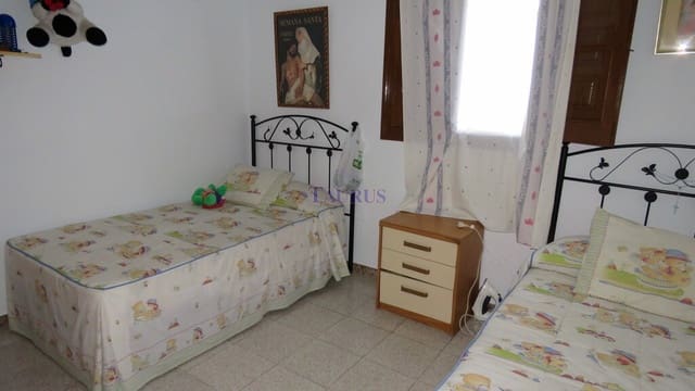 3 chambre Villa/Maison à vendre à Cómpeta avec piscine garage - 230 000 € (Ref: 4222924)