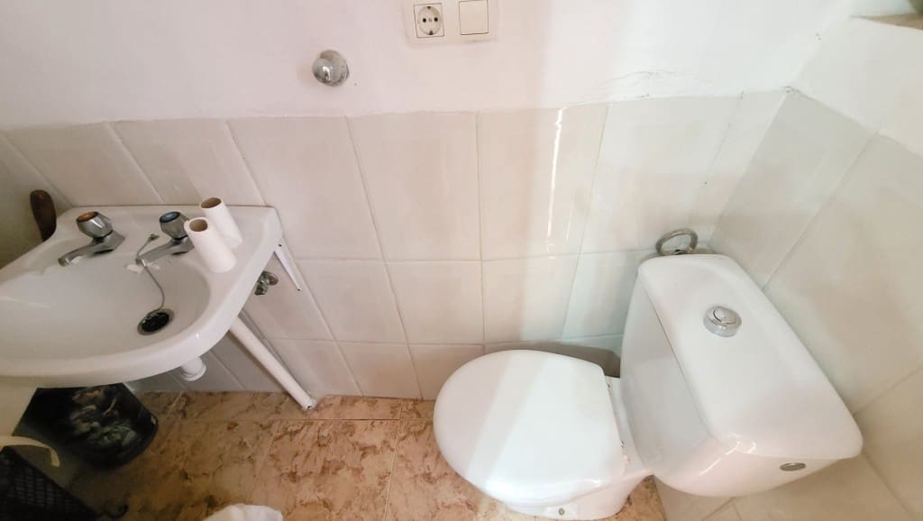 4 soveværelse Byhus til salg i Competa med garage - € 190.000 (Ref: 4222925)