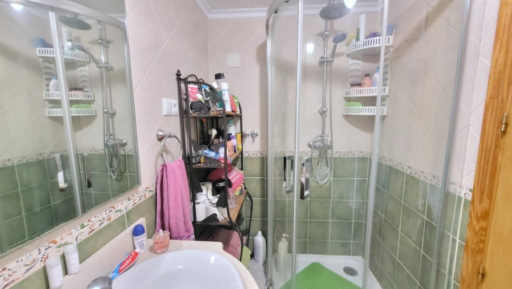 4 soveværelse Byhus til salg i Competa med garage - € 190.000 (Ref: 4222925)