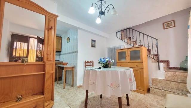 4 slaapkamer Huis te koop in Archez - € 88.000 (Ref: 4418471)
