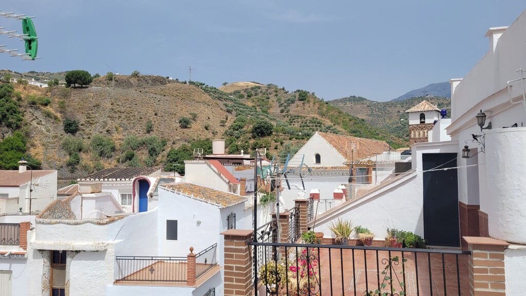 Casa de 4 habitaciones en Archez en venta con garaje - 88.000 € (Ref: 4418471)