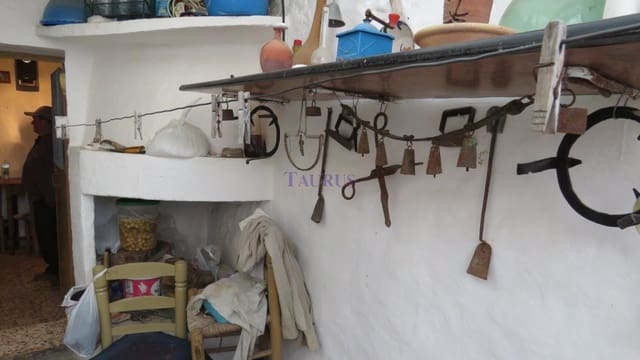 4 soverom Hus til salgs i Comares - € 119 000 (Ref: 4421531)