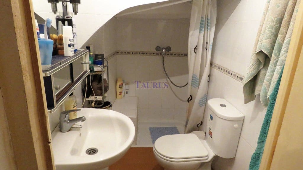 Casa de 4 habitaciones en Comares en venta con garaje - 119.000 € (Ref: 4421531)