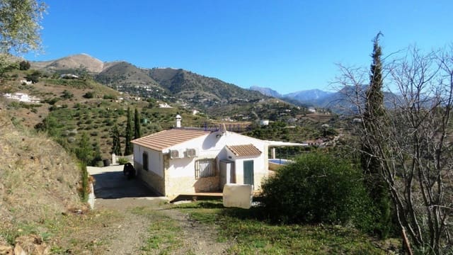 2 chambre Finca/Maison de Campagne à vendre à Cómpeta avec piscine garage - 450 000 € (Ref: 4458460)