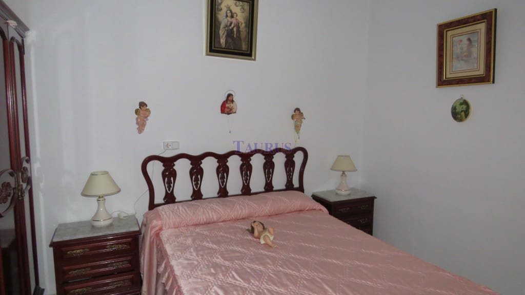 2 chambre Maison de Ville à vendre à Sayalonga - 99 000 € (Ref: 4465547)