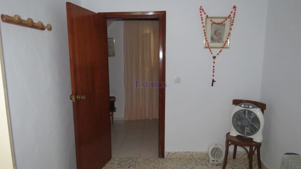 2 chambre Maison de Ville à vendre à Sayalonga - 99 000 € (Ref: 4465547)