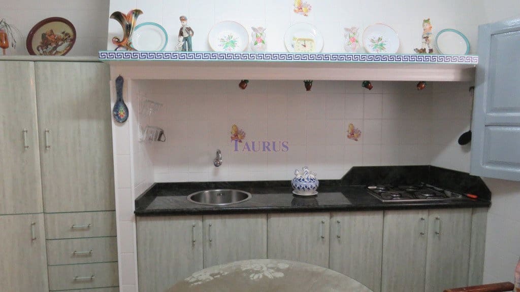 2 bedroom Townhouse for sale in Sayalonga with pool garage - € 99,000 (Ref: 4465547)