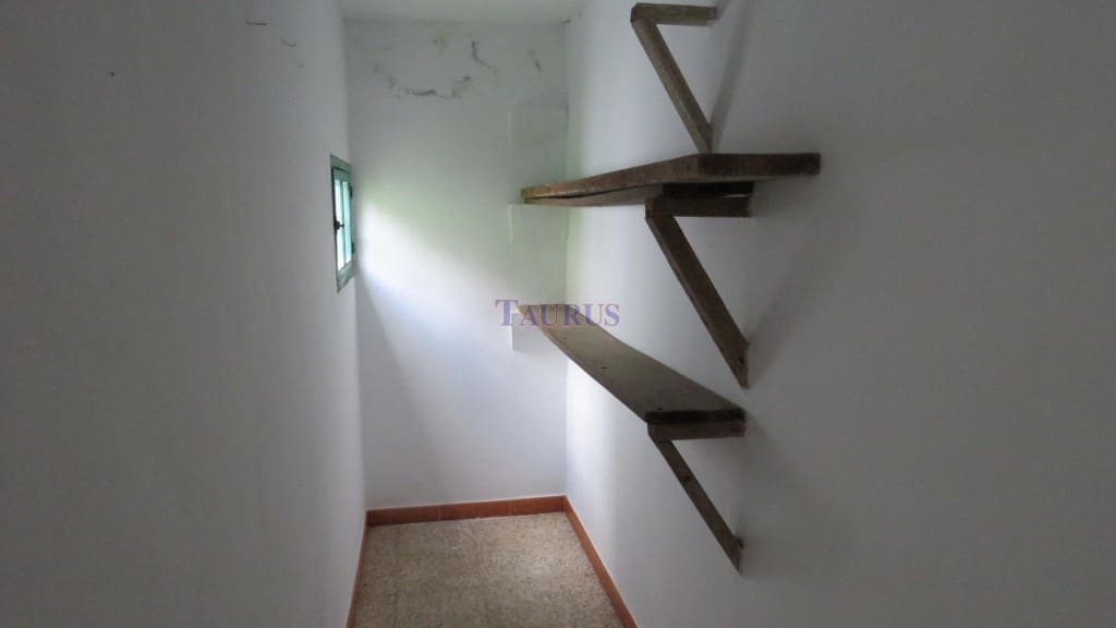 4 soverom Hus til salgs i Competa med garasje - € 183 000 (Ref: 4531435)