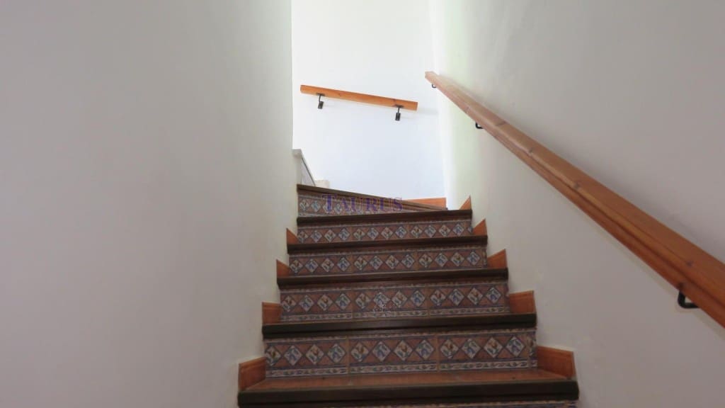 4 soverom Hus til salgs i Competa med garasje - € 183 000 (Ref: 4531435)