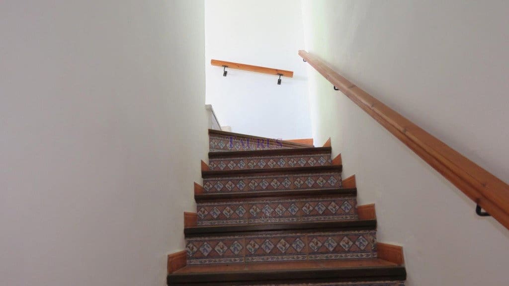 4 bedroom Townhouse for sale in Competa with garage - € 183,000 (Ref: 4531435)