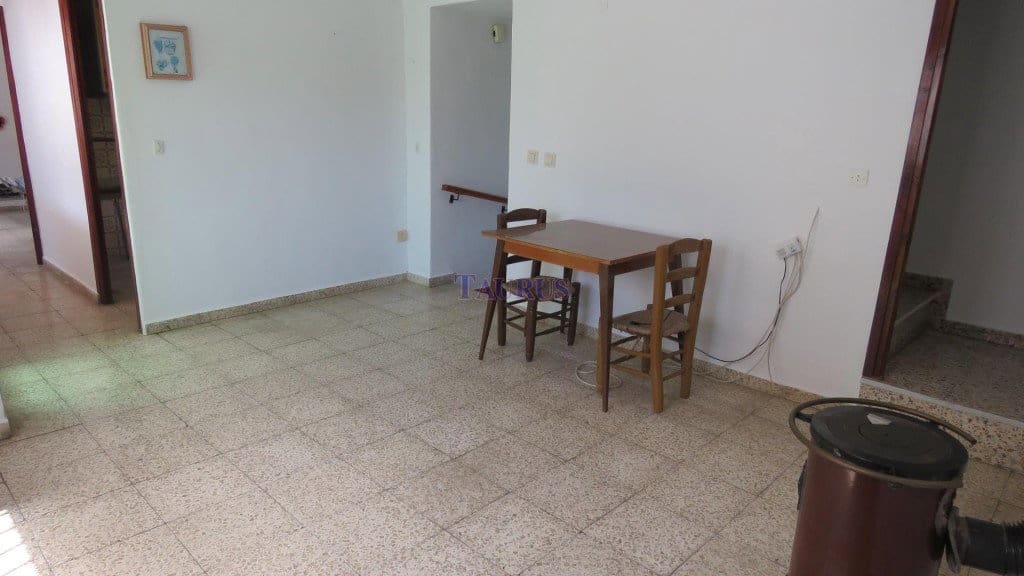 4 bedroom Townhouse for sale in Competa with garage - € 183,000 (Ref: 4531435)