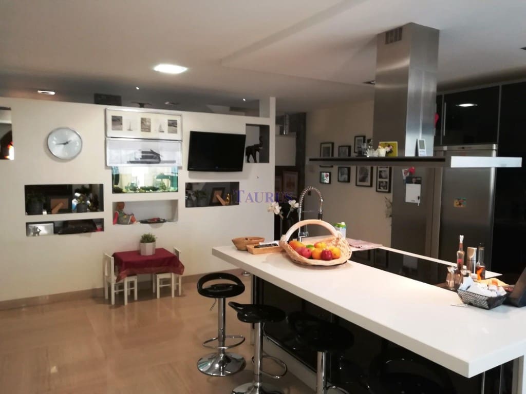 4 camera da letto Casa in vendita in Velez-Malaga con piscina garage - 575.000 € (Rif: 4605918)
