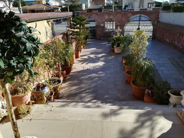 4 camera da letto Casa in vendita in Vélez-Málaga con piscina garage - 575.000 € (Rif: 4605918)