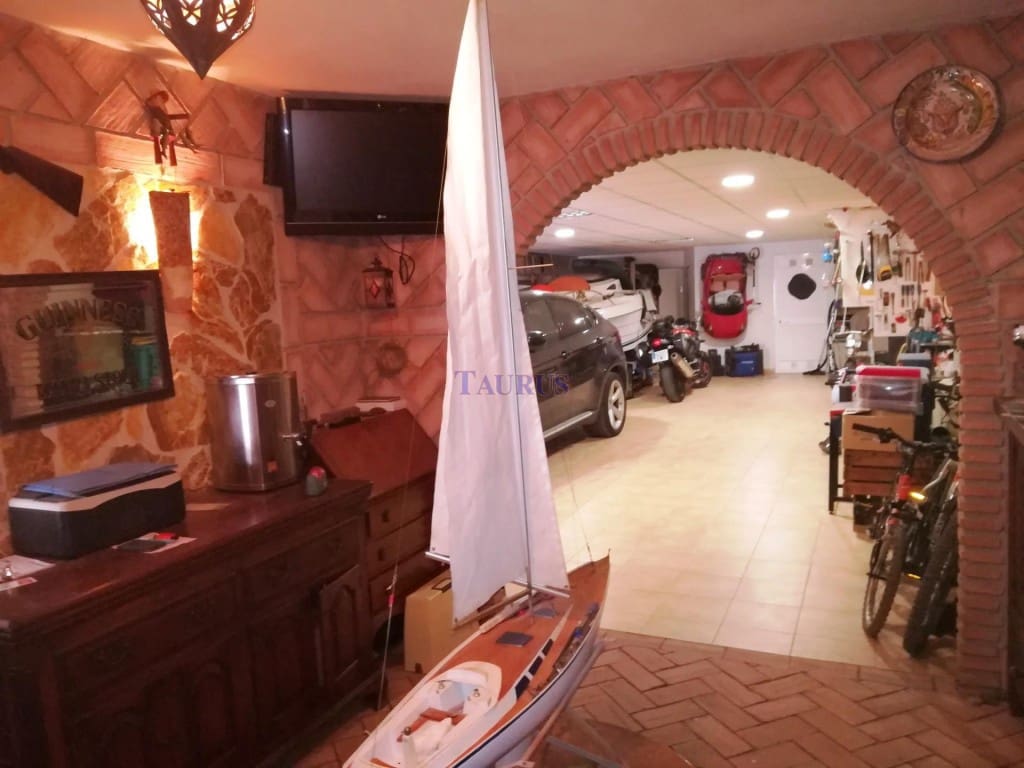 4 camera da letto Casa in vendita in Velez-Malaga con piscina garage - 575.000 € (Rif: 4605918)