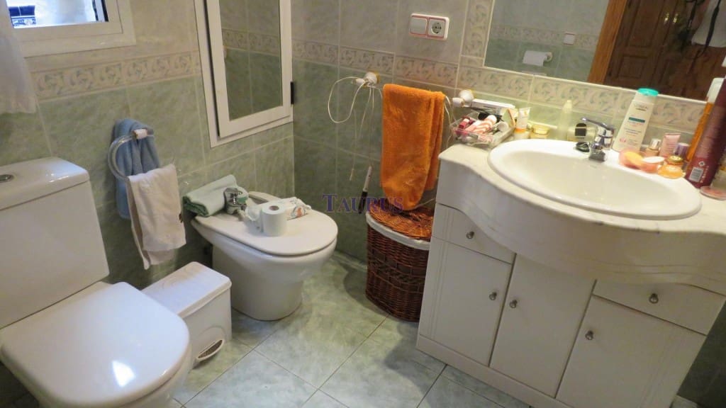 4 sovrum Hus till salu i Canillas de Albaida - 249 000 € (Ref: 4665857)