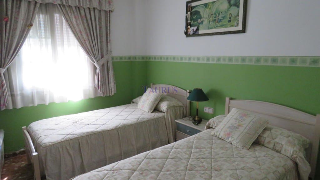 4 sovrum Hus till salu i Canillas de Albaida - 249 000 € (Ref: 4665857)