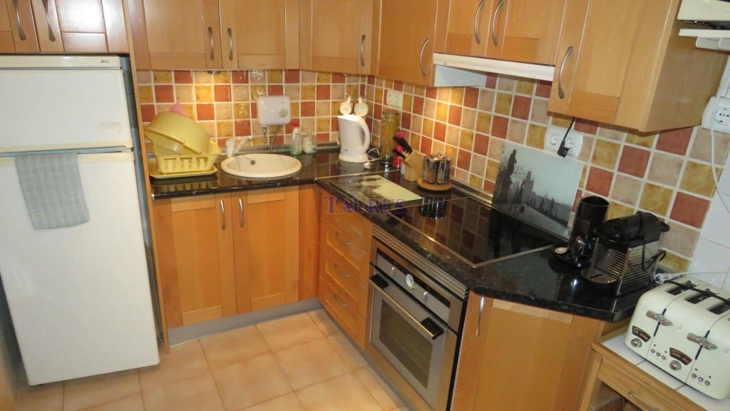 2 soverom Hus til salgs i Sayalonga - € 79 000 (Ref: 4699829)