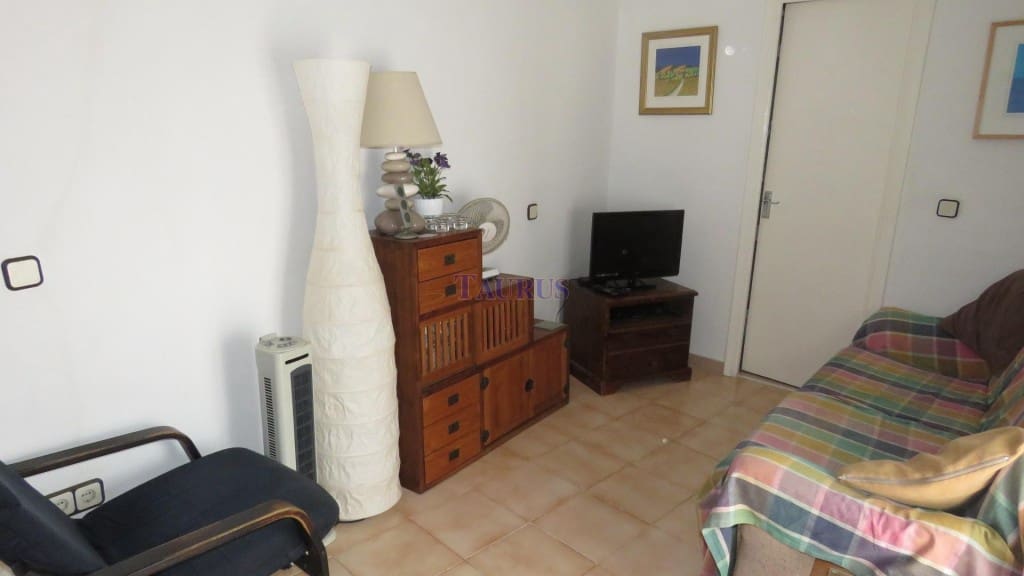 2 soverom Hus til salgs i Sayalonga - € 79 000 (Ref: 4699829)