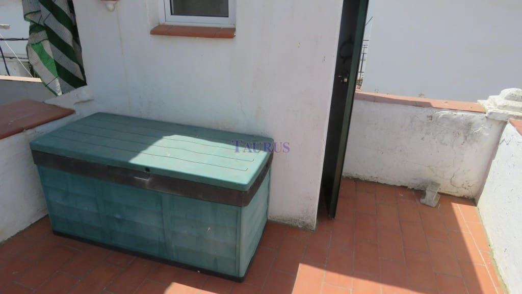 2 soverom Hus til salgs i Sayalonga - € 79 000 (Ref: 4699829)