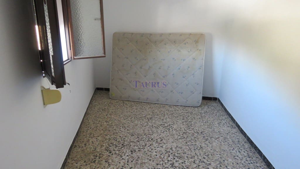 5 soveværelse Byhus til salg i Salares - € 110.000 (Ref: 4757769)