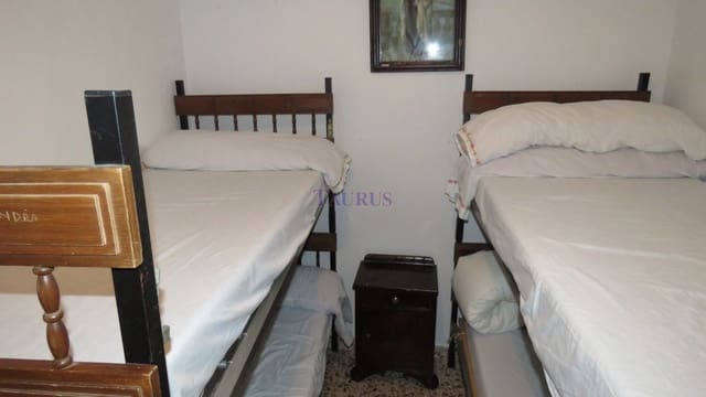 6 quarto Casa em Banda para venda em Canillas de Albaida - 180 000 € (Ref: 4787933)