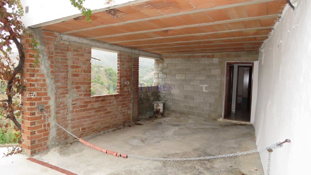 6 soveværelse Byhus til salg i Canillas de Albaida - € 180.000 (Ref: 4787933)