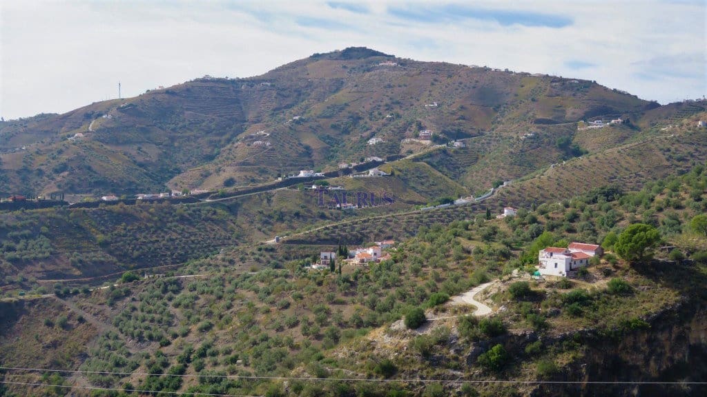 Apartamento de 4 habitaciones en Canillas de Albaida en venta con garaje - 137.000 € (Ref: 4954286)