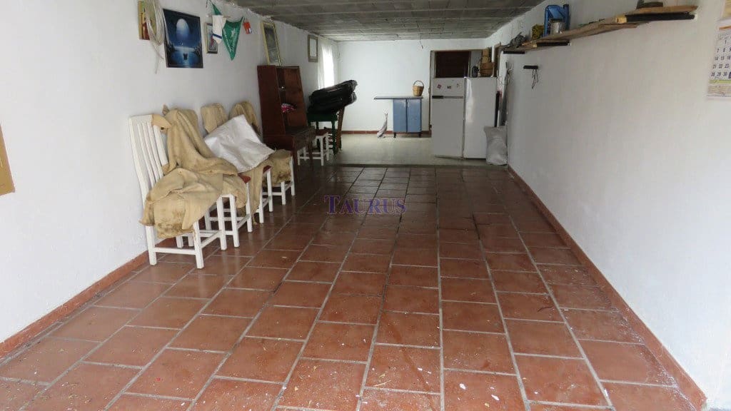 Apartamento de 4 habitaciones en Canillas de Albaida en venta con garaje - 137.000 € (Ref: 4954286)