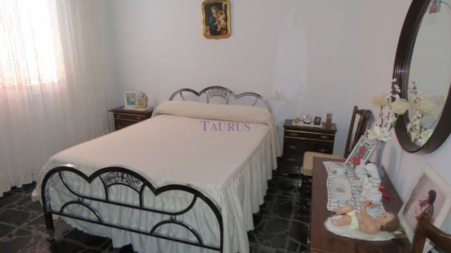 4 Zimmer Apartment zu verkaufen in Canillas de Albaida mit Garage - 137.000 € (Ref: 4954286)