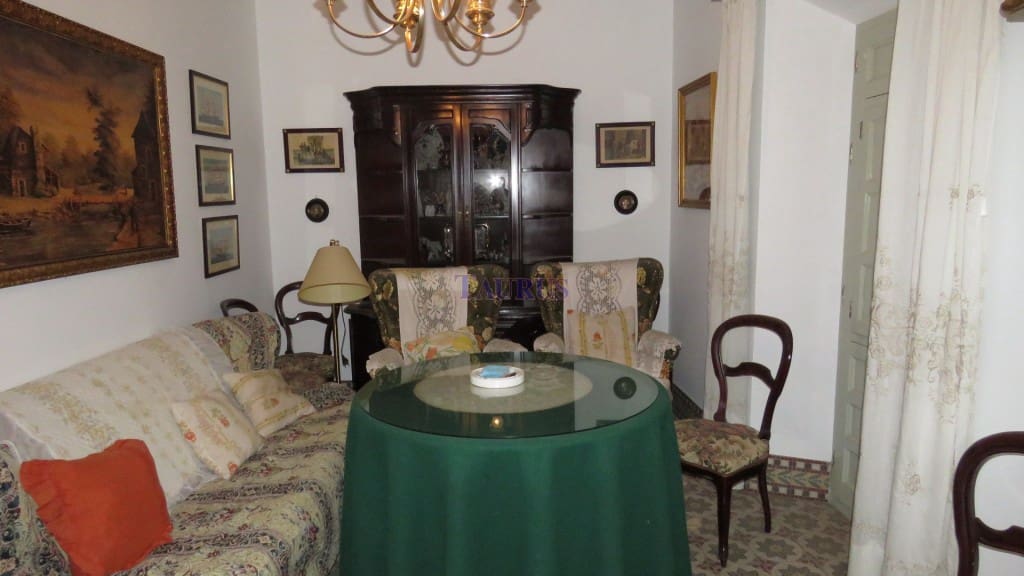 10 Zimmer Haus zu verkaufen in Competa - 210.000 € (Ref: 4961713)