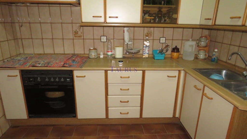 10 Zimmer Haus zu verkaufen in Competa - 210.000 € (Ref: 4961713)